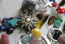 Load image into Gallery viewer, Crystal Confetti